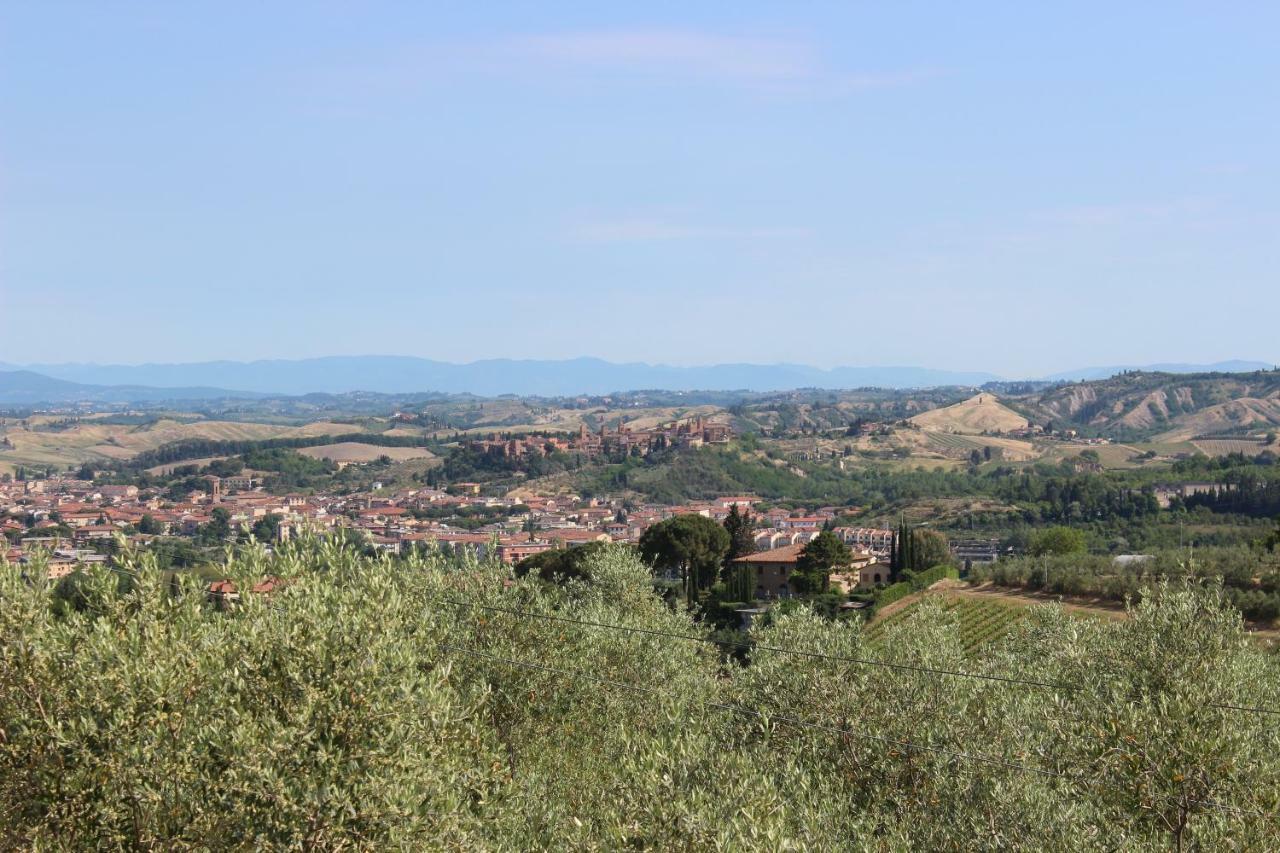 Bio Agriturismo Podere Pretoia Сан-Джиминьяно Экстерьер фото